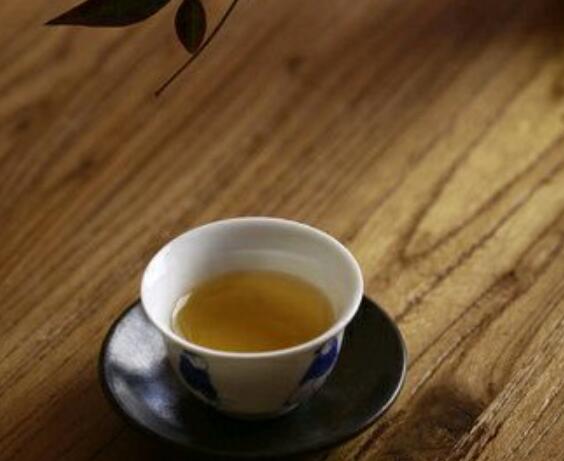 发朋友圈晒喝茶配文