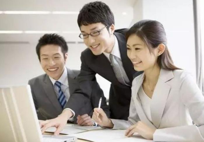 工作感言简短精辟的句子文案