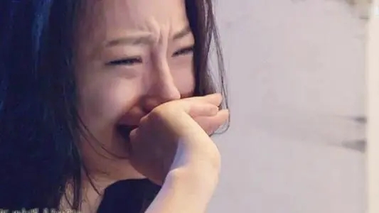 赞美女人哭的句子文案