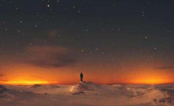 感情伤感励志的句子文案