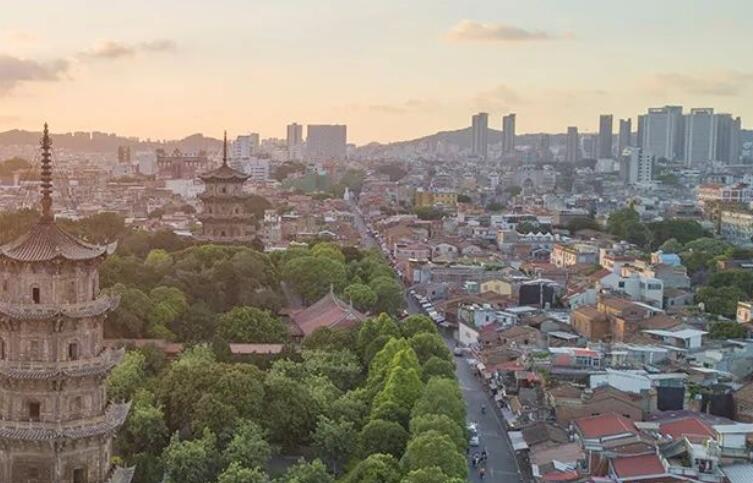 形容城市繁华的句子文案