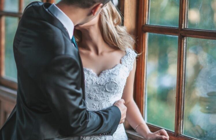 肉麻情话文案短句给女生