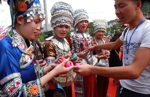 赞美壮族三月三的唯美句子文案