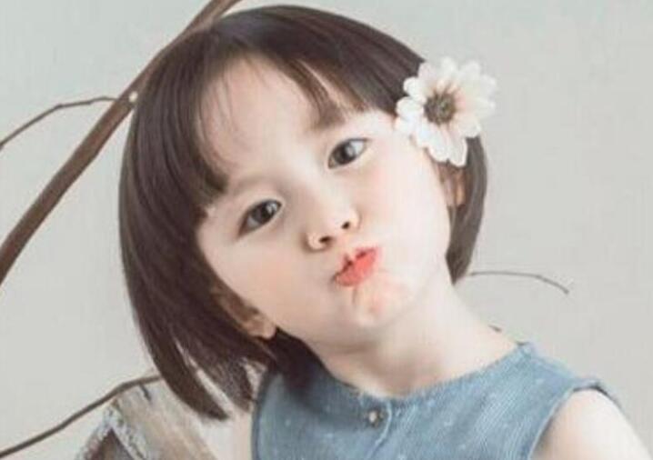 小女孩剪短发的说说文案