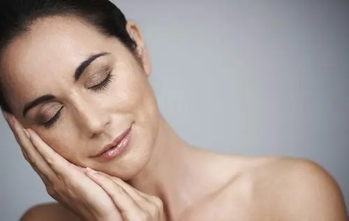 女人要保养的幽默语录文案