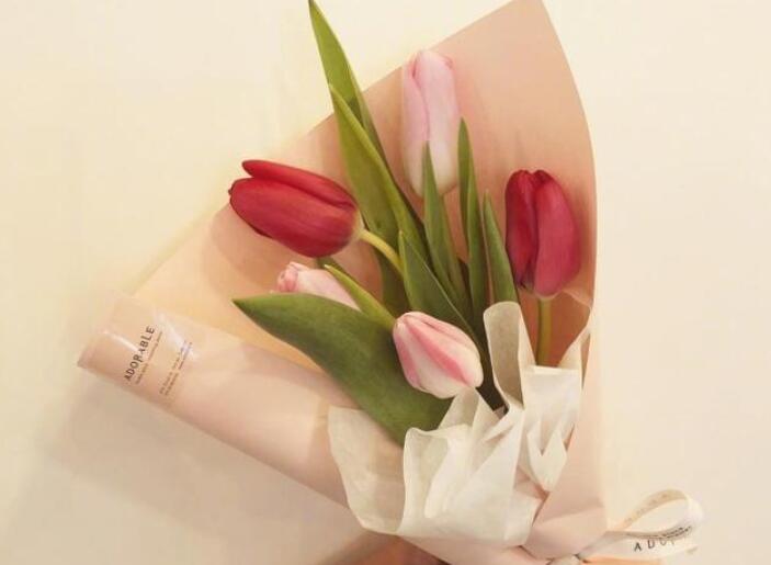 爱情感情很深的句子文案