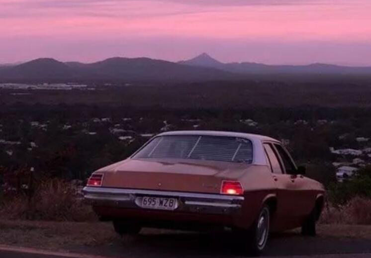 努力的句子文案英文带翻译