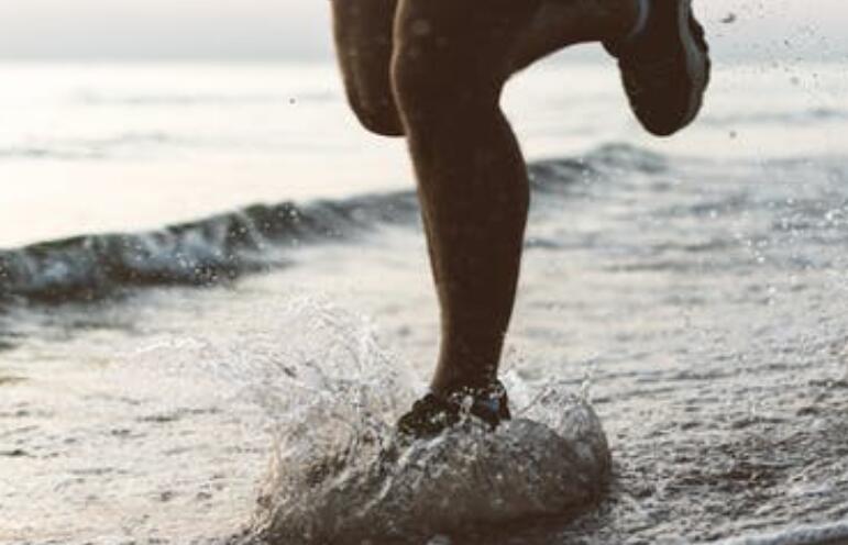 家人生病很心疼的句子文案