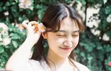 漂亮可爱善良体贴的自夸句子文案