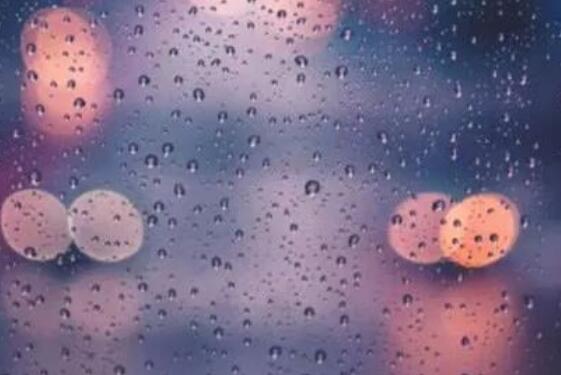 适合下雨天发的朋友圈说说文案