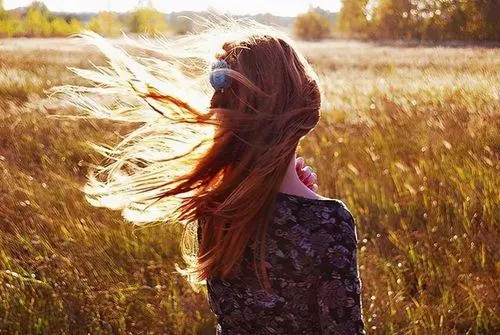 夸女人成熟漂亮的话语