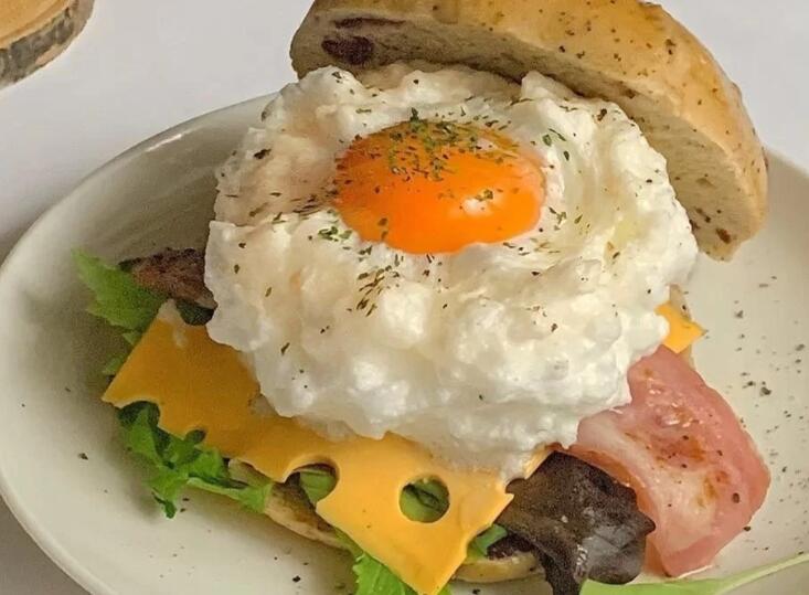 赞美自己厨艺的朋友圈