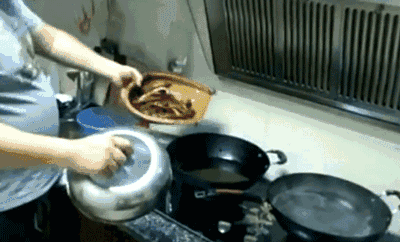 第一次下厨的幽默句子文案