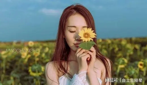 送给不懂珍惜男人的句子文案