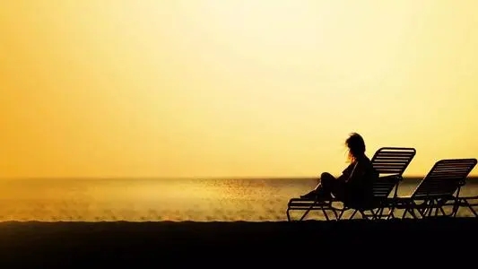 关于孤独的句子文案伤感八字