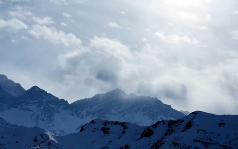 关于现实生活的短句子文案