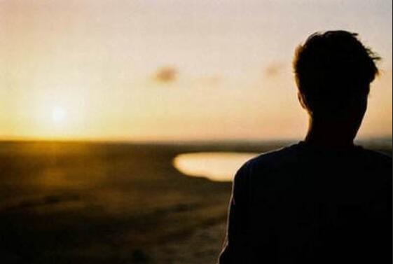 形容兄弟无情无义的句子文案