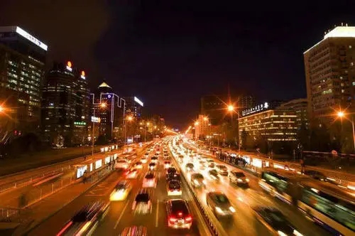 热爱自己城市的句子文案