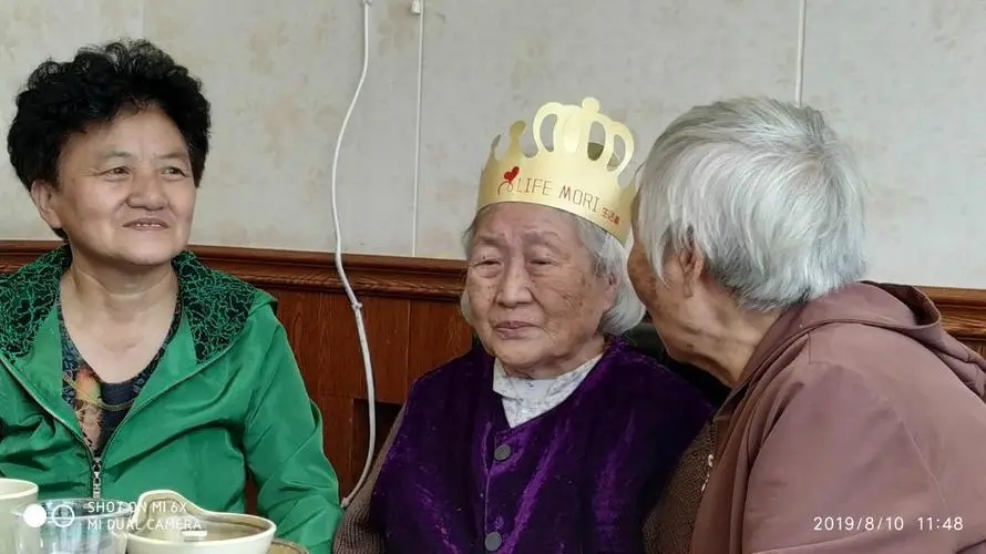 母亲住院女儿心情短语