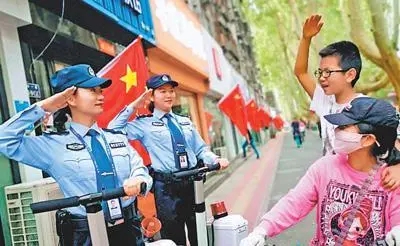 坚守岗位的幽默说说文案