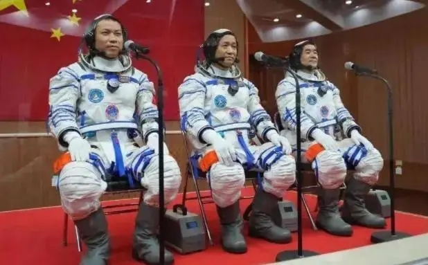 写给航天英雄的一段话