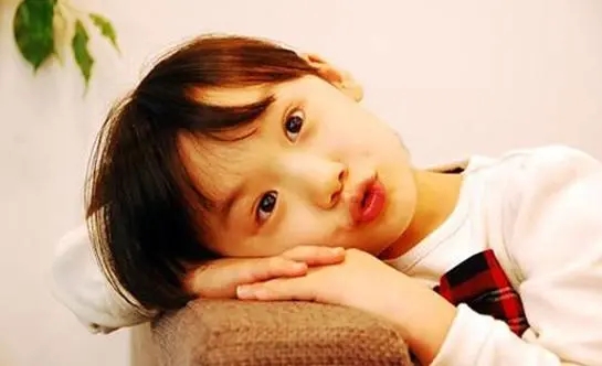 女儿调皮又可爱的说说文案