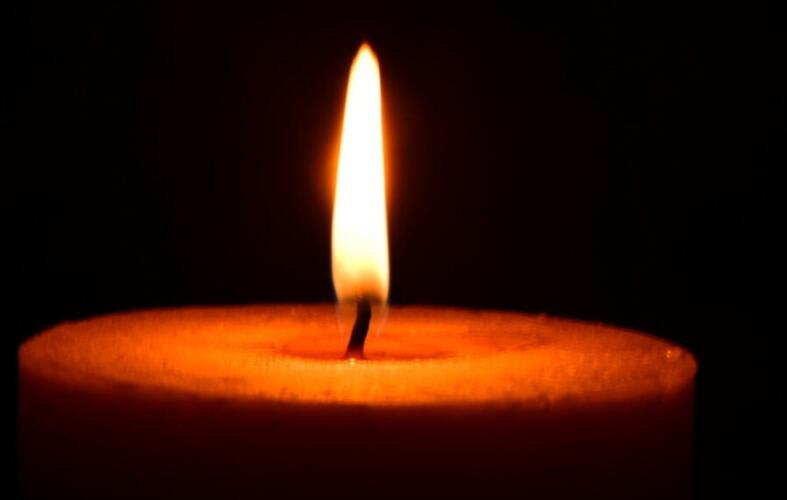 爸爸去世的伤心短语