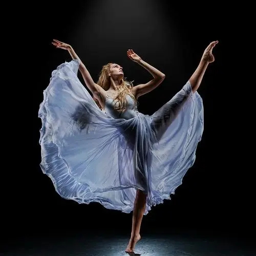 赞美舞姿优美的句子文案