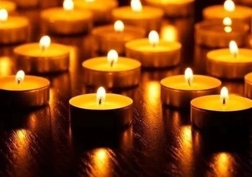 悼念奶奶刚去世的句子文案