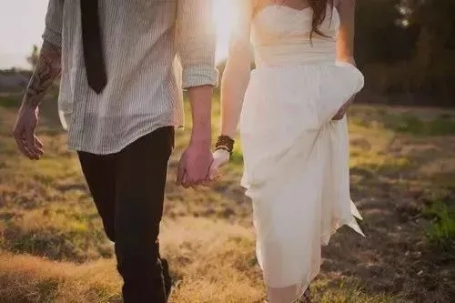 余生找个懂你的人的句子文案