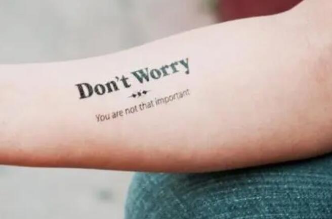 寓意好的英文文案短句纹身图片