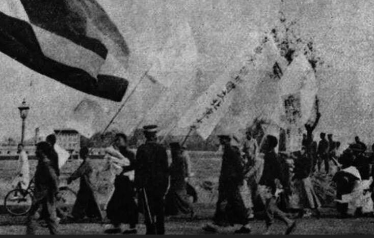 关于革命的名句文案