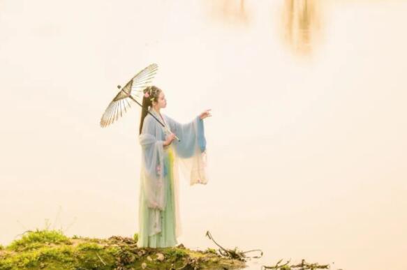 痛到心滴血的句子文案