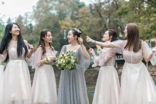 致闺蜜结婚的说说文案