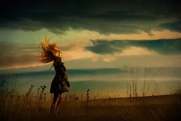 被限制自由的说说文案幽默