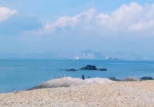 海边漫步的句子文案