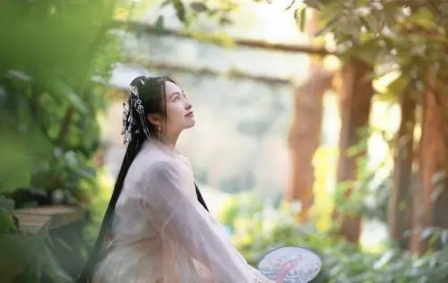 文艺的说说文案短句