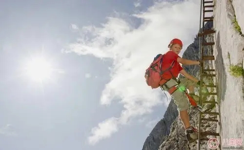爬山心情唯美句子文案