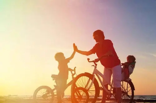 形容温馨父子俩的句子文案