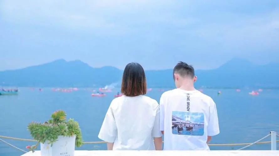 十年如一日感情的句子文案