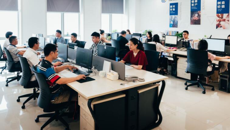 夸公司的句子文案简短