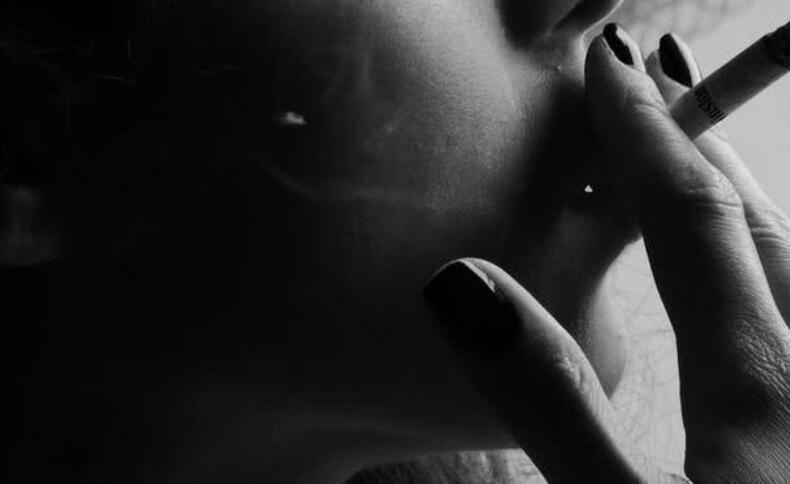 凌晨三点睡不着发朋友圈说说文案