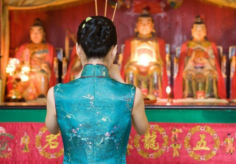 拜神教你点讲吉利说话