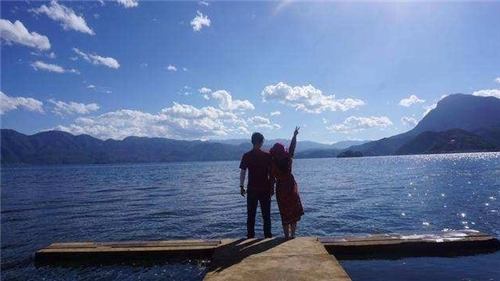 最浪漫的旅行句子文案