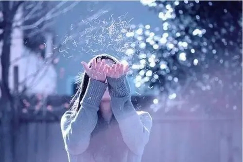 形容网红的精辟简短句子文案