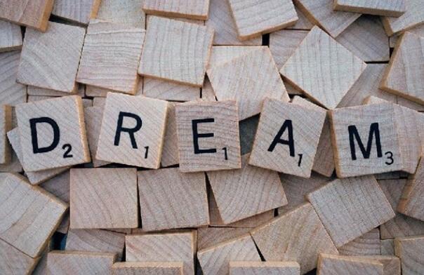 激励人生的正能量句子文案