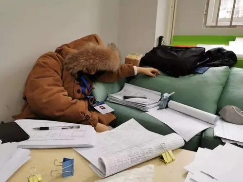 忙碌的一天结束了说说文案