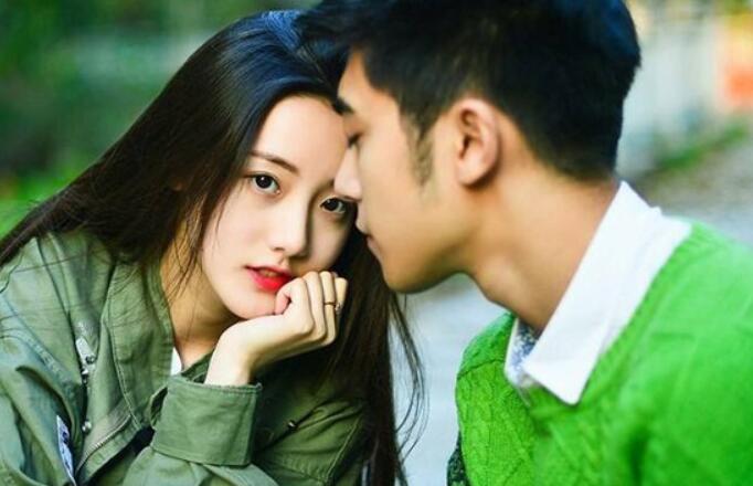 抖音很火的短句爱情幽默