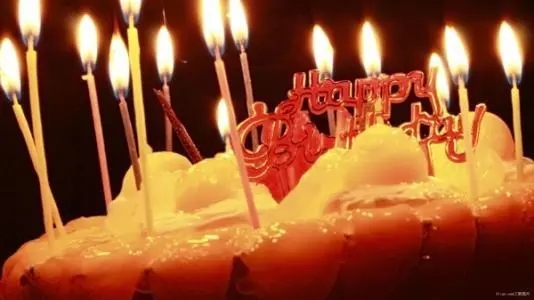 老婆生日祝福语八个字