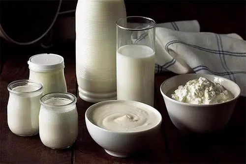 关于酸奶幽默的句子文案